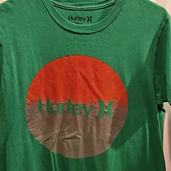 Hurley green tee size M - Picture 1 of 4